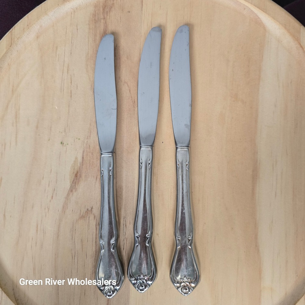 3 Vintage Oneida‎ Arbor Rose True Rose Embossed Dinner Knives Stainless Steel